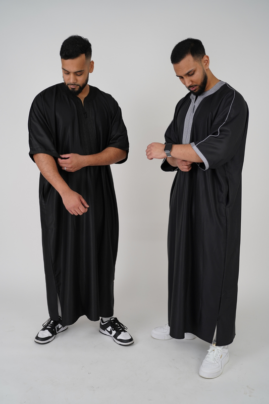 Why Do Moroccan Thobes Have One Pocket?